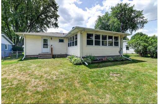 710 Hintze Road, Madison, WI 53704