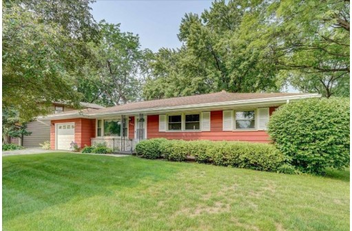 604 S Hill Street, DeForest, WI 53532