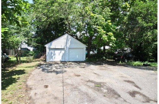 1331 W Grand Avenue, Beloit, WI 53511