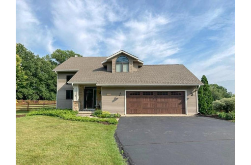 W8159 Nature Drive, Whitewater, WI 53190