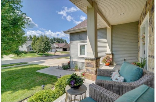 4429 Memorial Circle, Windsor, WI 53598