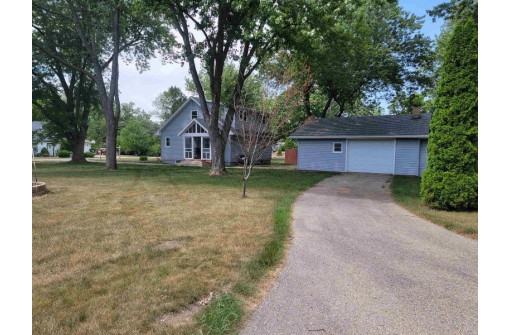 2055 S Corene Avenue, Beloit, WI 53511-4110