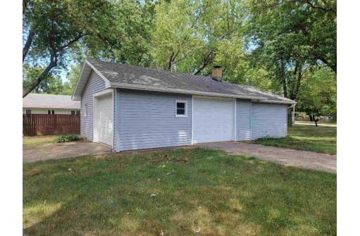 2055 S Corene Avenue, Beloit, WI 53511-4110