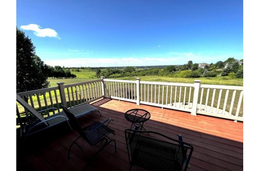 W5253 Windmill Ridge Road, New Glarus, WI 53574-9459