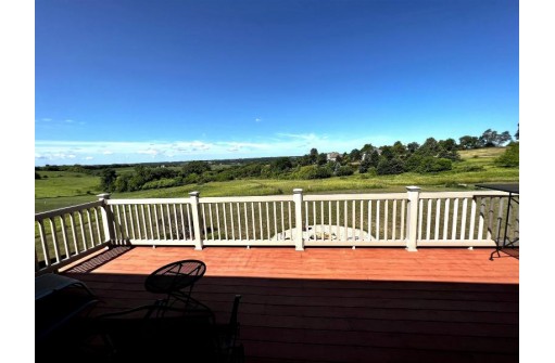 W5253 Windmill Ridge Road, New Glarus, WI 53574-9459