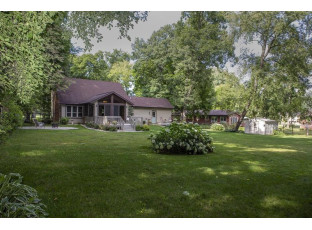 1377 Hommen Road Deerfield, WI 53531