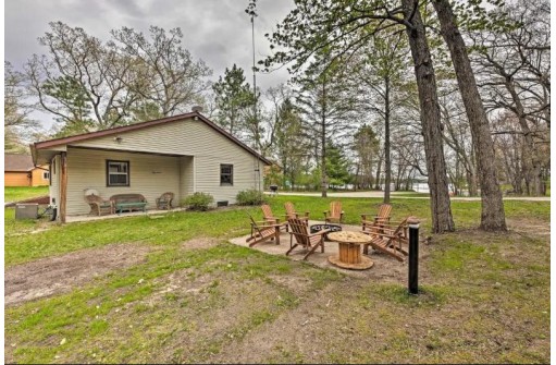 N7005 W Pine Lake Road, Wild Rose, WI 54984