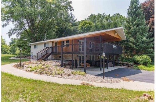 3217 County Road G, Oxford, WI 53952