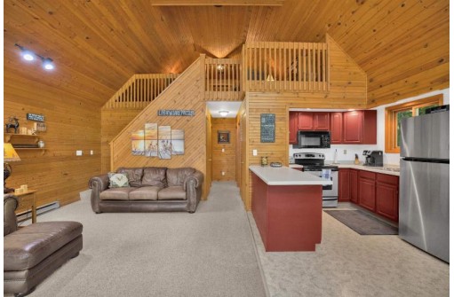 S629 E Redstone Drive, La Valle, WI 53941