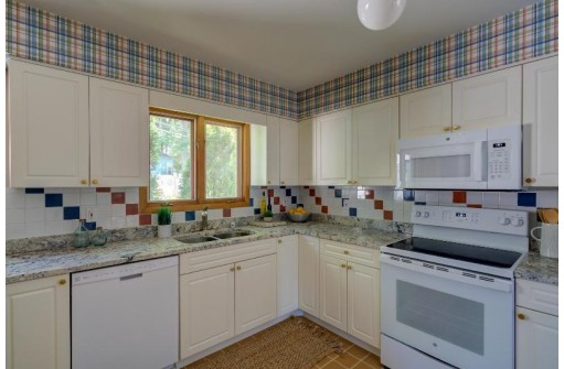 3538 Wyota Avenue, Madison, WI 53711