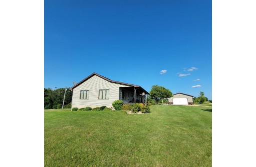 18500 County Road C Road, Mineral Point, WI 53565