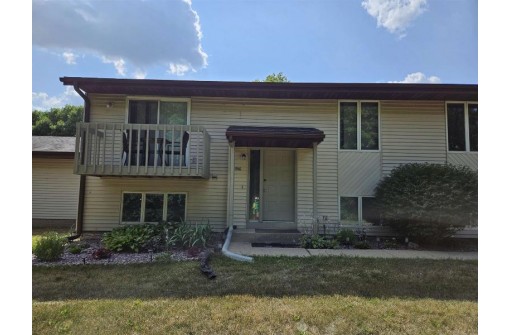 1508-1514 Holly Drive, Janesville, WI 53546