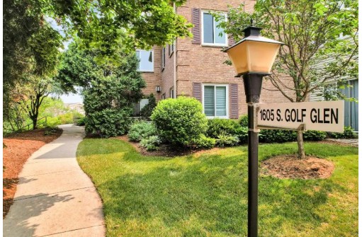 1605 S Golf Glen H, Madison, WI 53704