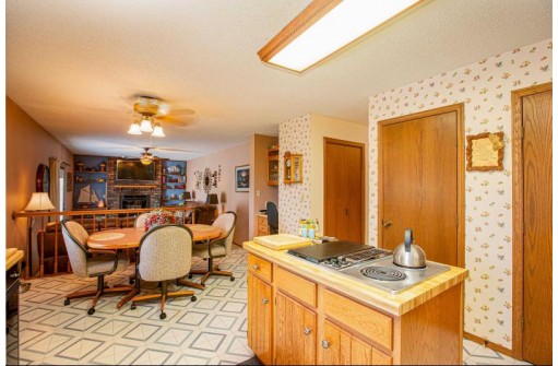 607 Carleton Drive, Lancaster, WI 53813