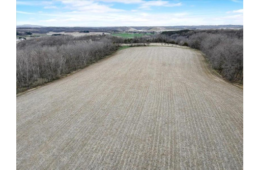 68.70 ACRES Kahl Road, Black Earth, WI 53515