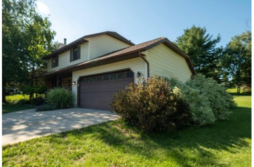 3922 Sunnyvale Drive, DeForest, WI 53532