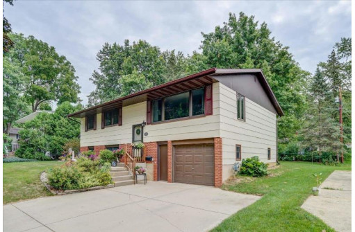 1209 Ellen Avenue, Madison, WI 53716