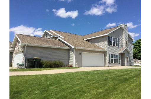 3076 Selkirk Drive, Sun Prairie, WI 53590