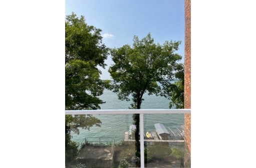 3100 Lake Mendota Drive 601, Madison, WI 53705