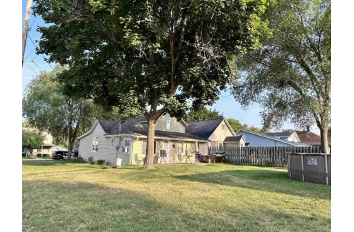 300 N Beaumont Road, Prairie Du Chien, WI 53821