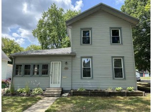 402 Lincoln Street Janesville, WI 53548