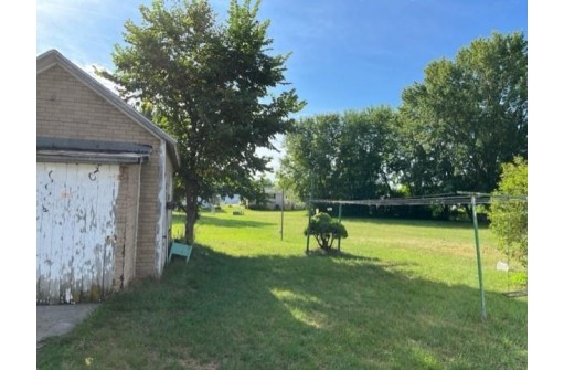 421 N Glendale Avenue, Tomah, WI 54660