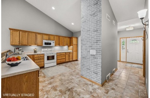 6303 Maywick Drive, Madison, WI 53718