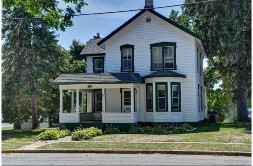 205 W Washington Street, Poynette, WI 53955