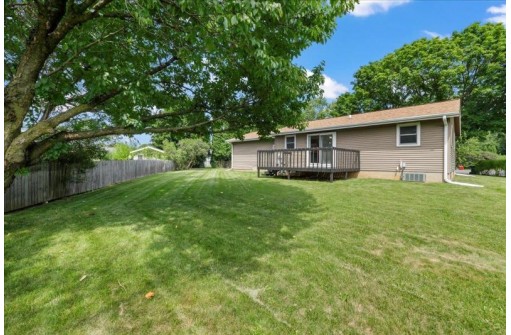 708 Heath Court, Sun Prairie, WI 53590