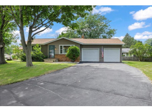 708 Heath Court Sun Prairie, WI 53590