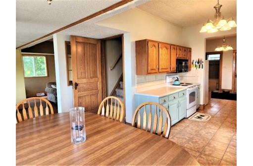 8239 County Road D, Platteville, WI 53818