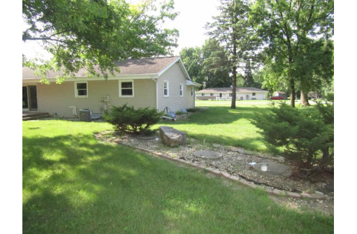 4303 N Galaxy Drive, Janesville, WI 53546