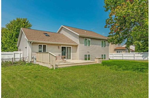 1741 Frawley Drive, Sun Prairie, WI 53590