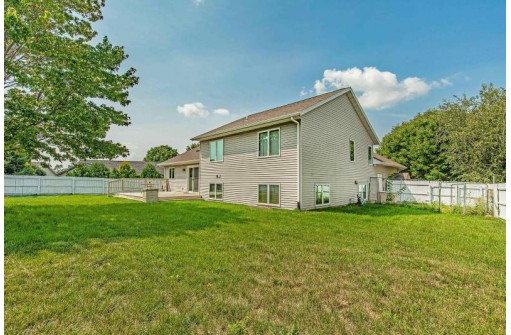 1741 Frawley Drive, Sun Prairie, WI 53590