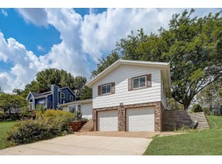 413 8th Street New Glarus, WI 53574