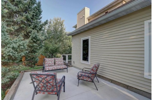 1017 Virgin Lake Drive, Stoughton, WI 53589