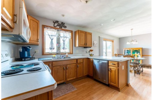 3804 Braemore Drive, Janesville, WI 53548