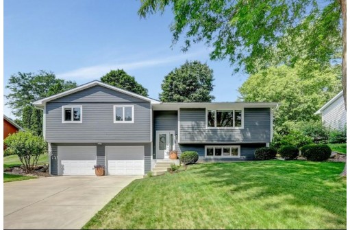 2645 Richardson Street, Fitchburg, WI 53711