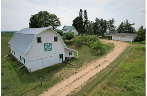 S3701 Vance Hill Road, La Farge, WI 54639