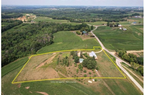 S3701 Vance Hill Road, La Farge, WI 54639