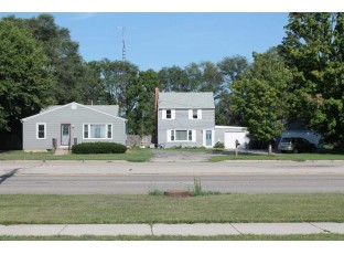 2407-2409 Center Avenue Janesville, WI 53546