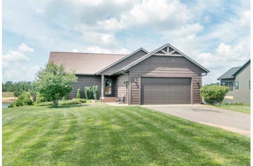 N7453 Silver Canoe Court, New Lisbon, WI 53950