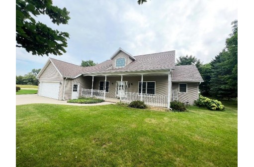 141 Wabeno Street, Randolph, WI 53956