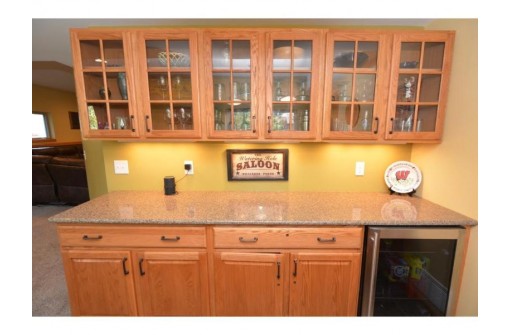 6002 Eagle Cave Drive, McFarland, WI 53558