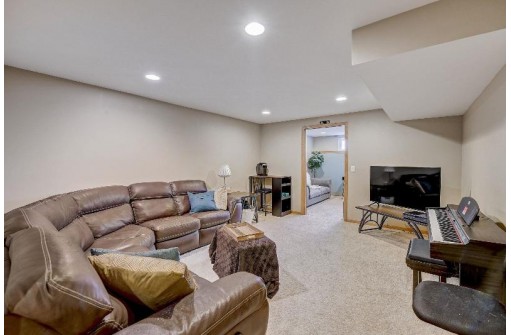 3425 Keswick Court, Madison, WI 53719