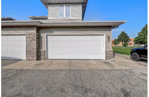 3425 Keswick Court, Madison, WI 53719