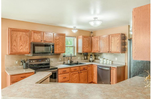 4751 Bellingrath Street, McFarland, WI 53558