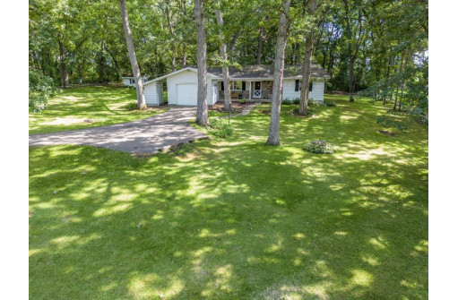 2982 Roidt Drive, Stoughton, WI 53589