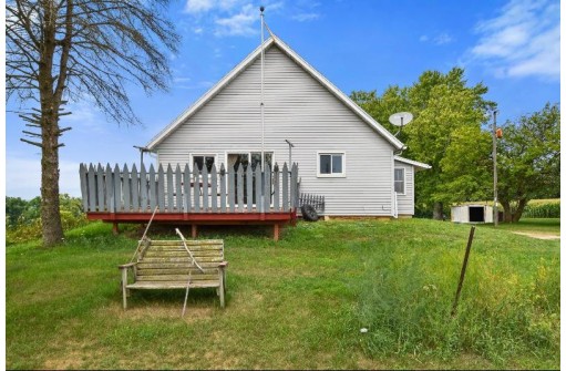 1096 County Road H, Mount Horeb, WI 53572