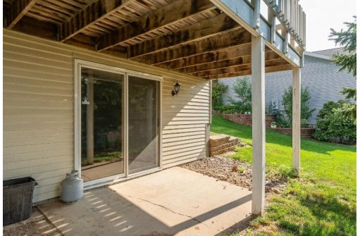 882 Iroquois Circle, Baraboo, WI 53913